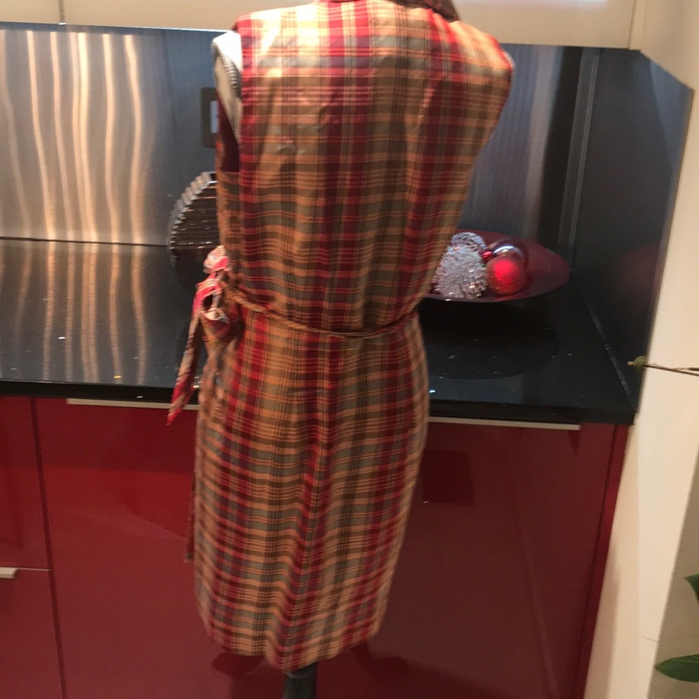Dress - Picture 3 of 4